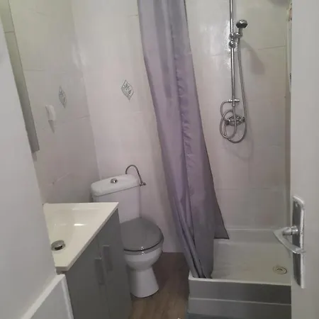 Apartment Cosy Proche Centre Mpl/ Pk Gratuit *